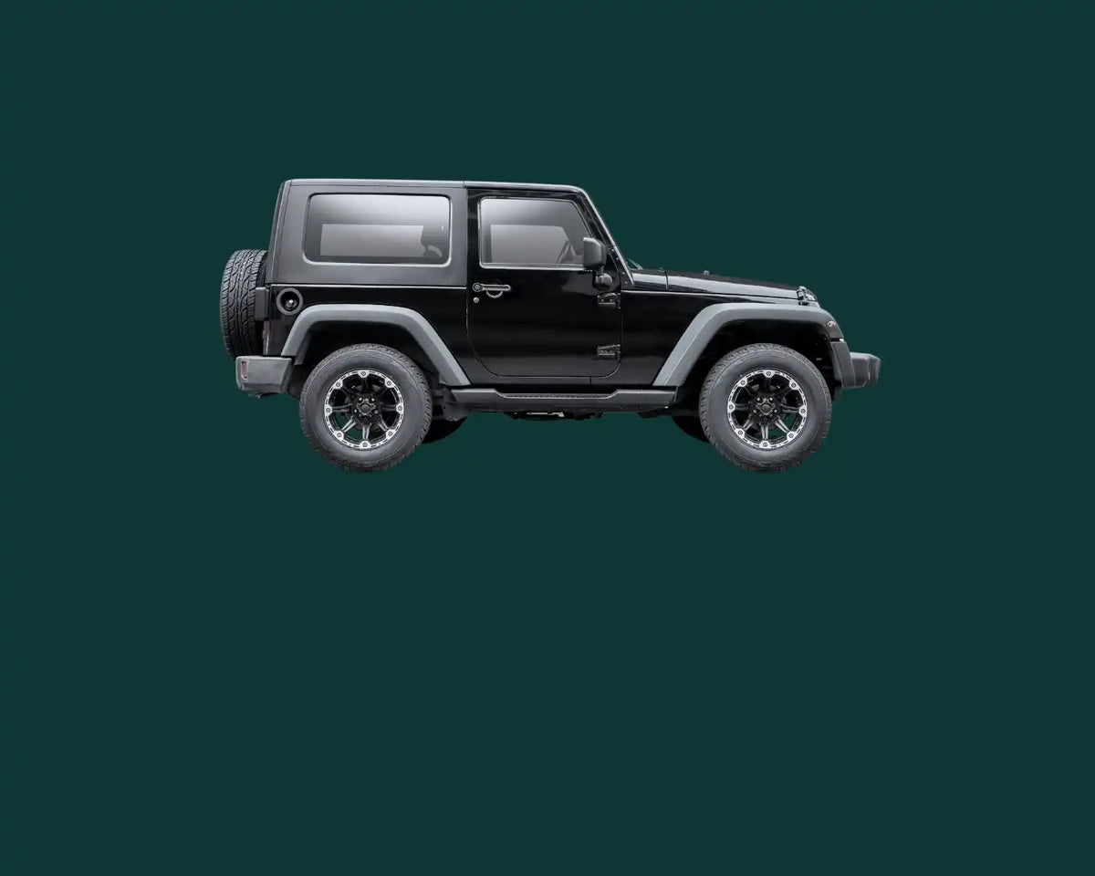 Schwarzer zweitagiger Jeep Wrangler.