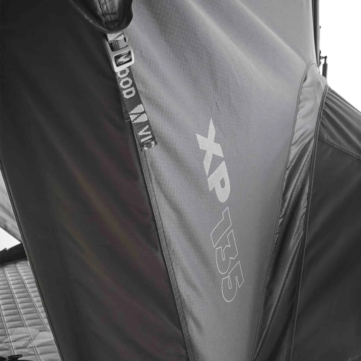 Alu Hartschalen Dachzelt CUMARU XP 135 All Black