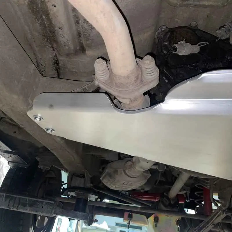 Unterfahrschutz für SUZUKI Jimny I Typ FJ VERTEILERGETRIEBE / MITTE aus 8 mm Aluminium von Trekfinder